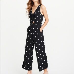 A&F tie front polka dot cropped wide leg jumpsuit XXST| retro clean girl